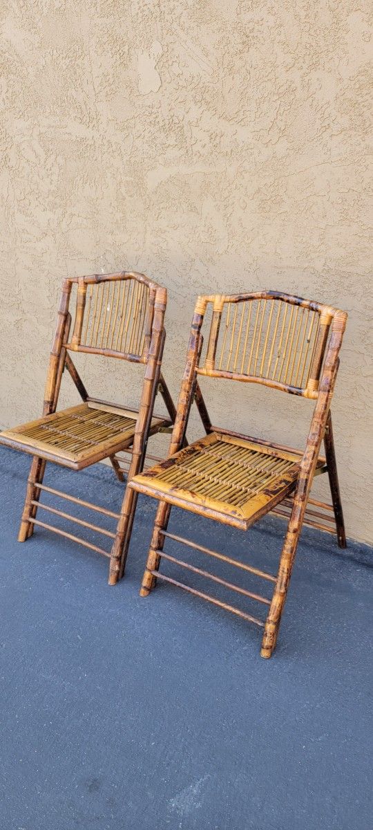 SET OF 2 BAMBOO FOLDING CHAIR