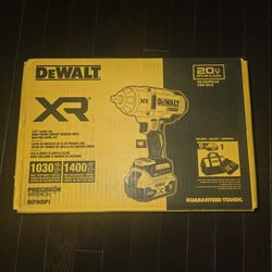 DEWALT
20V MAX Lithium-Ion Cordless 1/2 in. Impact Wrench Kit