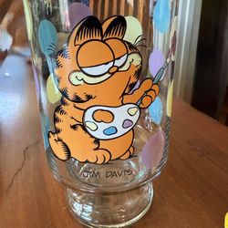 Vintage 1978 Garfield  32 Oz By Davis
