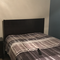 Queen bedroom set with mattress $350