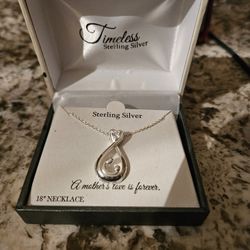 Ladies 18 Inch Sterling Silver Necklace. New