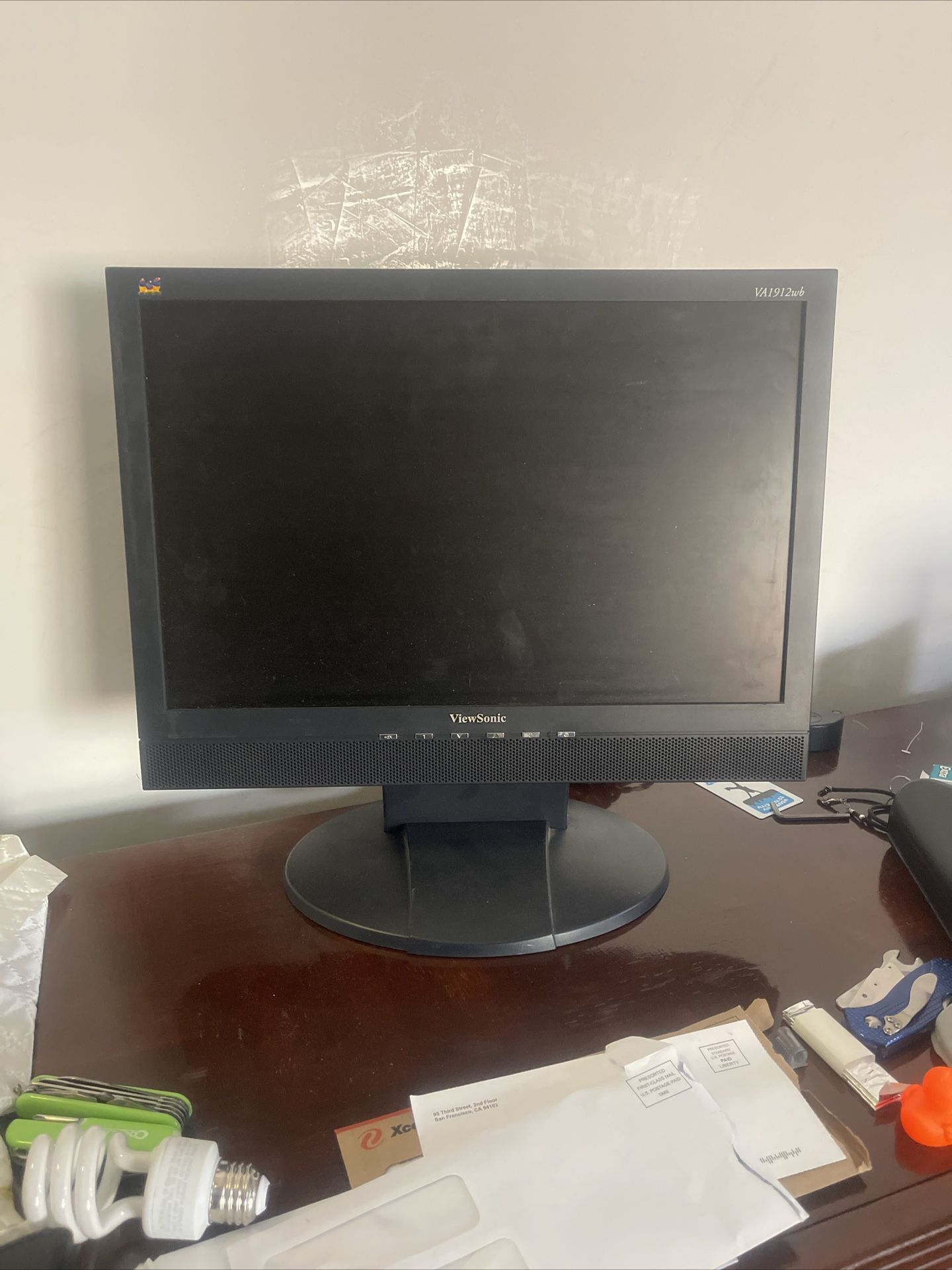 ViewSonic VA1912WB 19-Inch LCD widescreen in great condition 