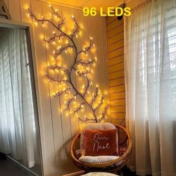 New Vine Tree Light One For 35$ Or 4 For 130$