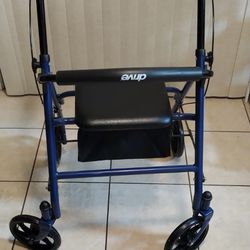 Walker With Seat (Drive Medical) 