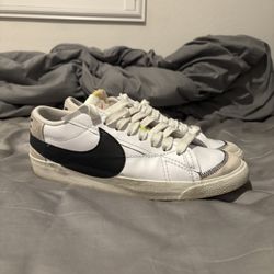 Nike Blazer Low 
