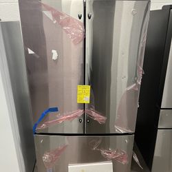 (minor dents shown) 💥 GE - 27.0 Cu. Ft. French Door Refrigerator with Internal Water Dispenser