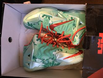 All size 12mens 8-10 shape