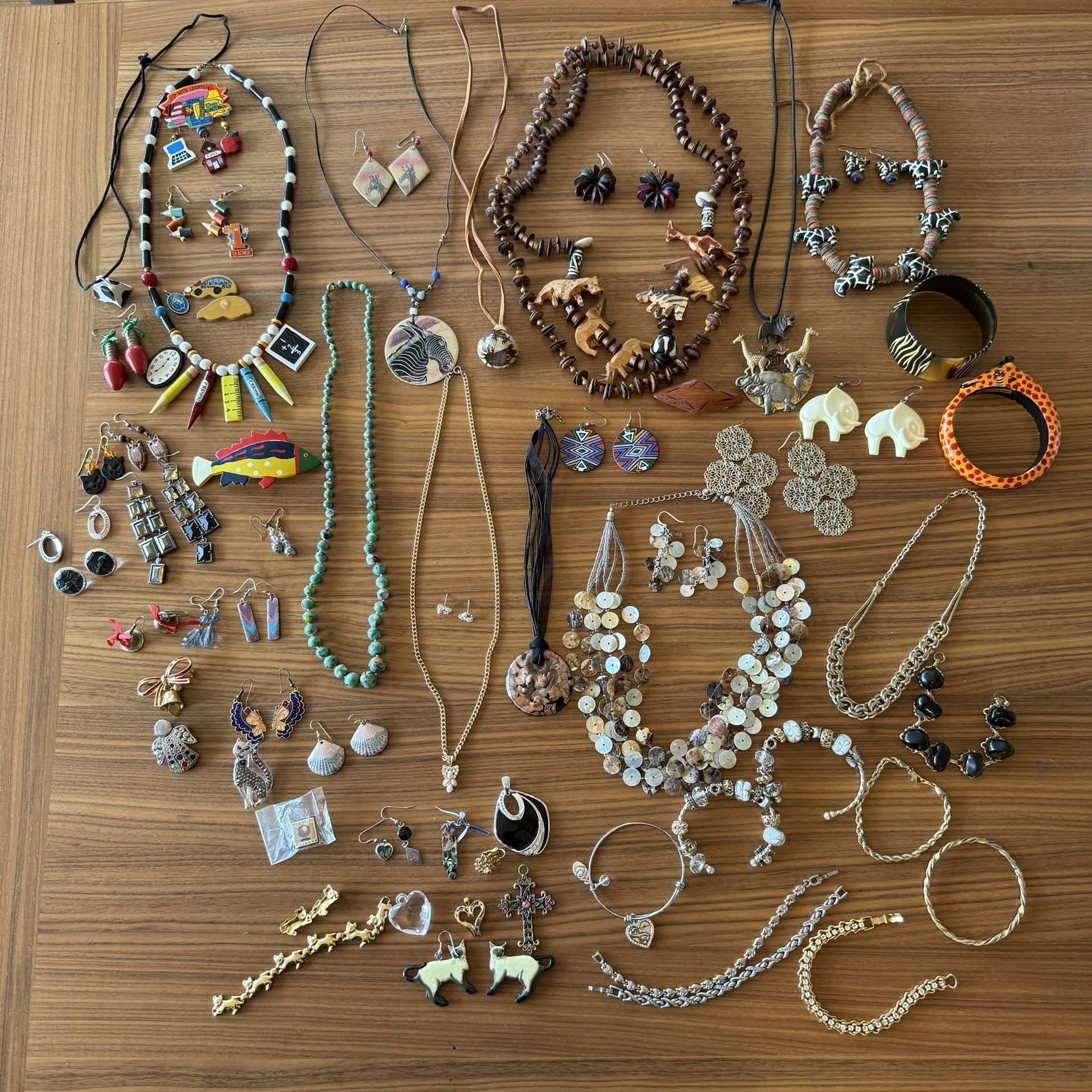 66 Piece Jewerly Lot earrings, bracelets, necklaces, pendants, brooch’s!