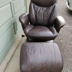 Lazy Boy Stressless Style Chair 