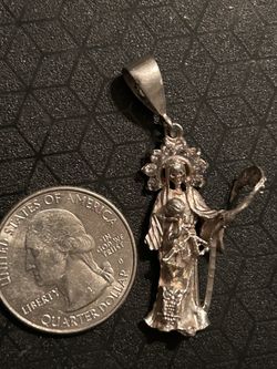 La santa muerte de plata