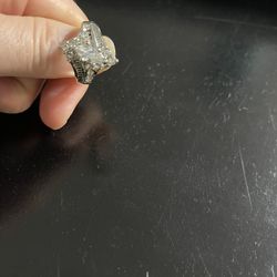 Woman's Ring Size 10 Brand New Pick Up Raseda And Vanowen 