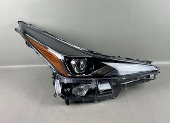 Nice! 2019-2022 Toyota Prius Right Passenger RH Side LED Headlight OEM