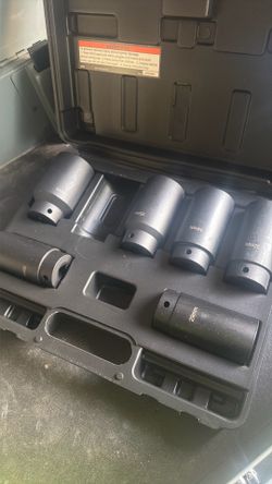 Front wheel drive axle socket set
