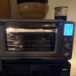 Breville Smart Oven Air Fryer BOV900BSS