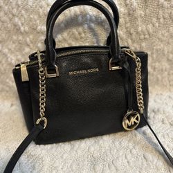 Michael Kors Crossbody Bags 