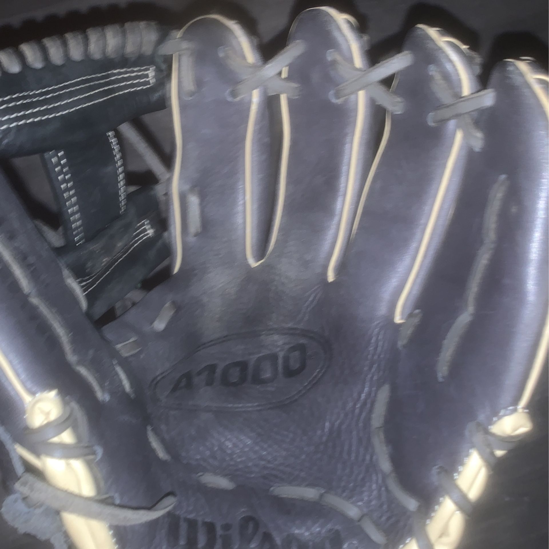 Wilson A1000 11.5 Infield Glove
