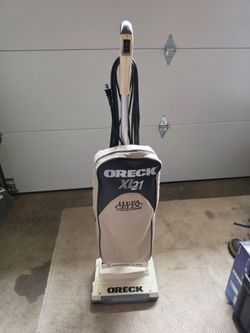 Oreck XL21 vacuum