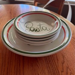 Vintage Handmade Italian Ceramic Pasta Bowl Set