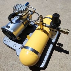 60 psi quiet air compressor for airbrushing or other small applications 