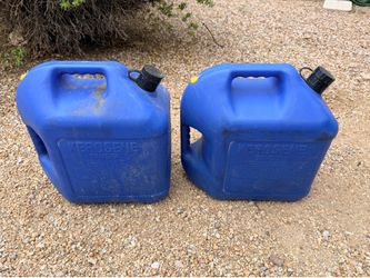 (2) Blitz Blue 5 Gallon Plastic Gas Kerosine Jugs