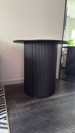 Dinning table