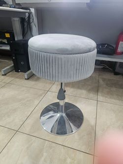 Velvet Seat - Stool