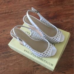 Wedge White Sandals Size 6.5