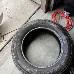 215 65 17 tire