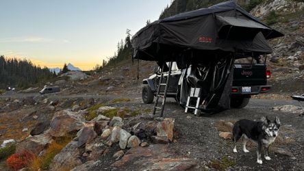 Roam Vagabond XL Rooftop Tent