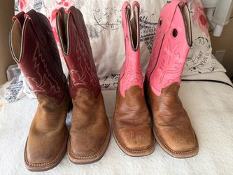Kid boots  1 Y & 1.5Y