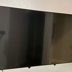 ➡️ Open to offers ⬅️  Vizio 65” 4K UHD LED TV