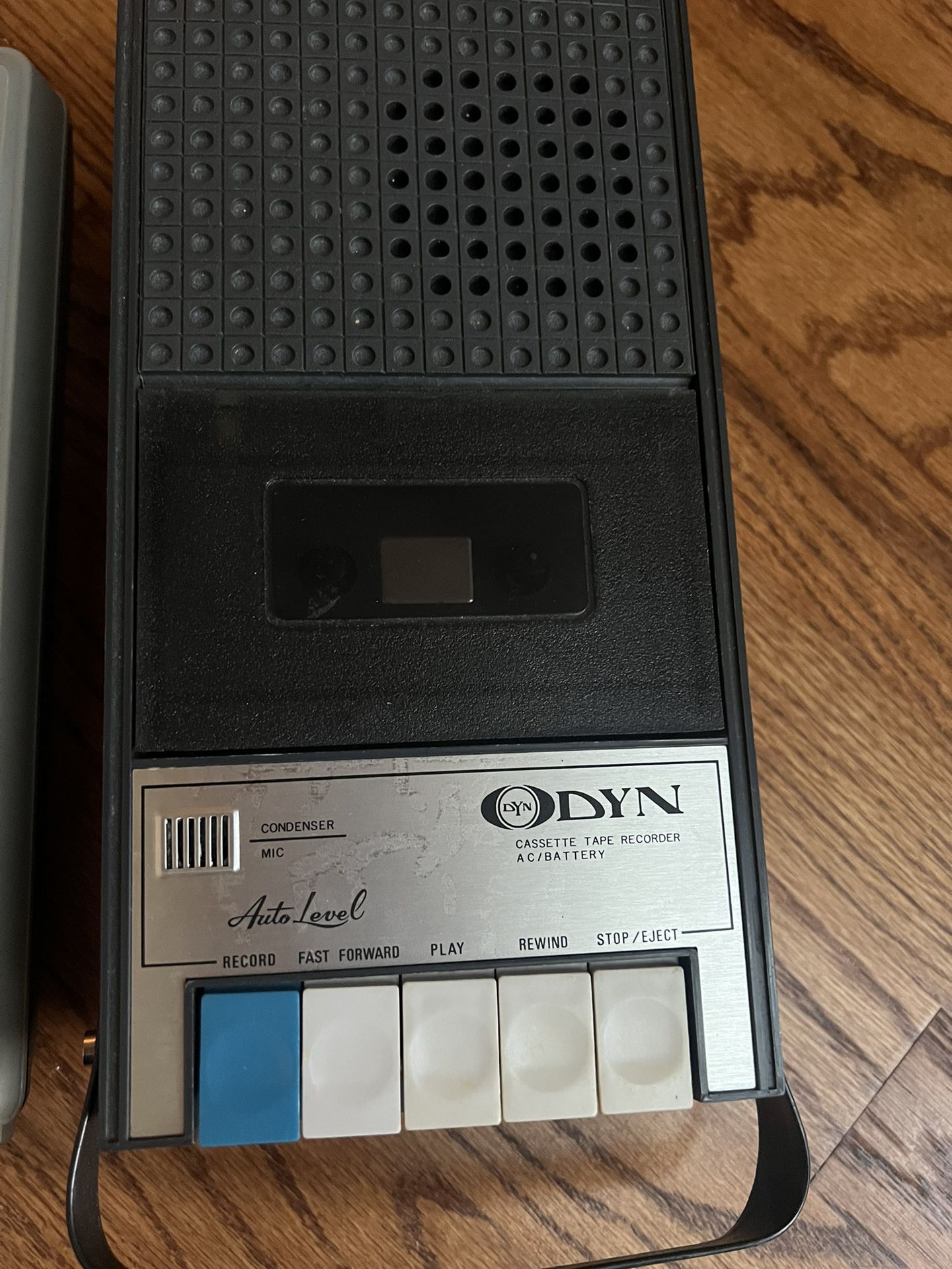2 Cassette Tape Recorder 