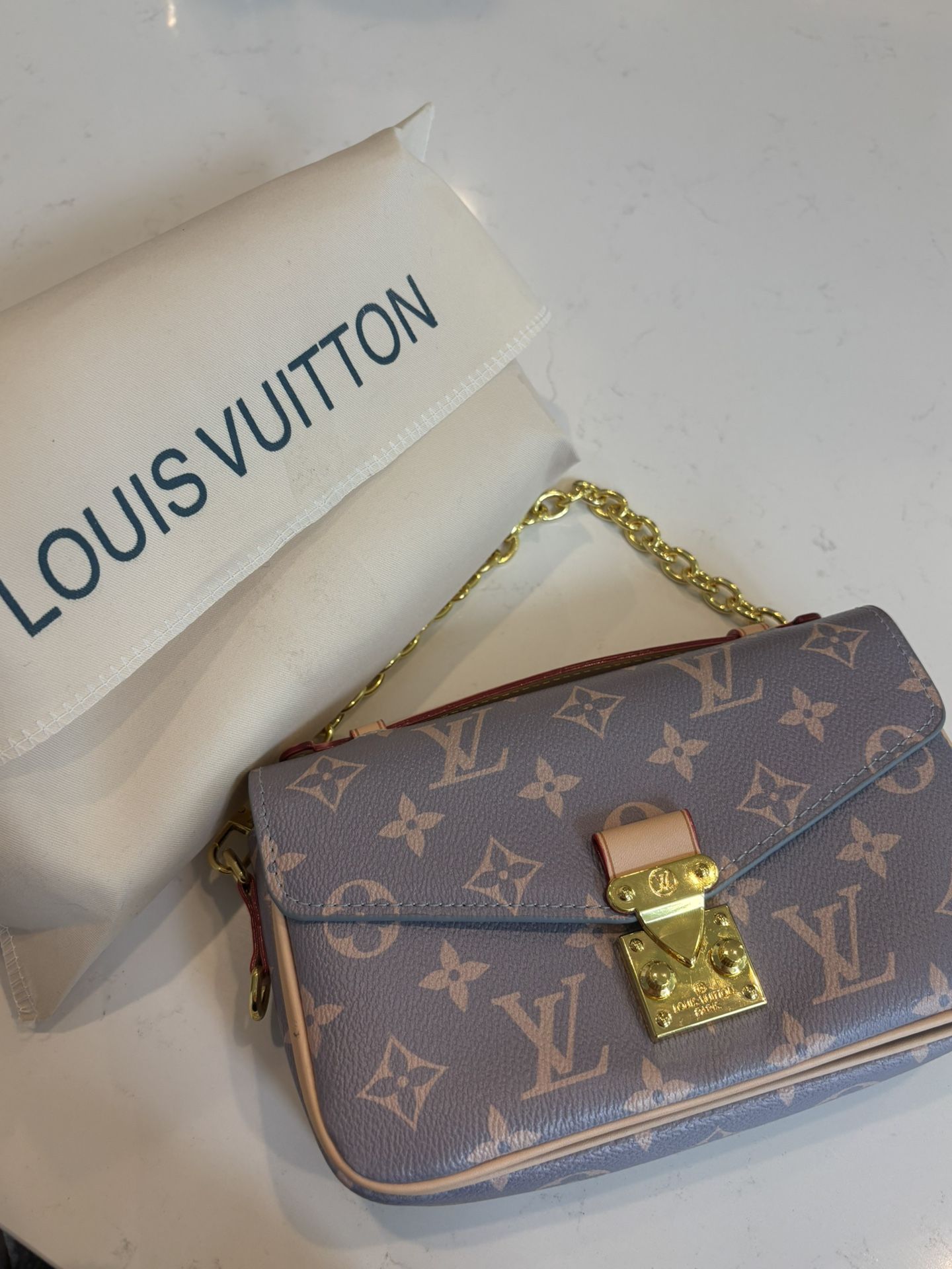 Louis Vuitton Métis Monogram Shoulder Bag