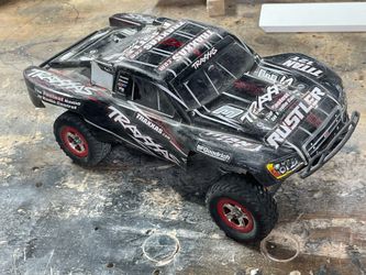 Traxxas 1/16 slash 4wd