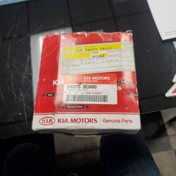 Kia Sorento 2003-2009 Strut Mount From Kia