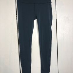 Lululemon Reveal Legging Size 8
