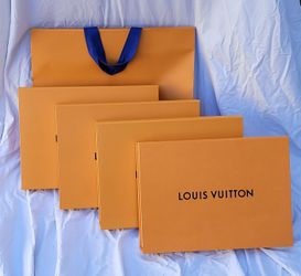 Louis Vuitton Boxes 4 With Bag - No Wear