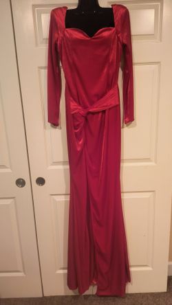 FREE FLOOR LENGTH DRESSES