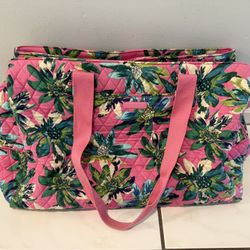 Vera Bradley Duffle Bag - Tropical paradise print