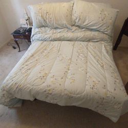 Sealy Queen Size Mattress And Adjustable Frame 