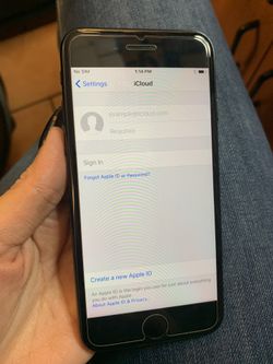 Iphone 7 unlock for any company 128 gb