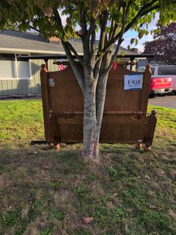 Free queen bed frame