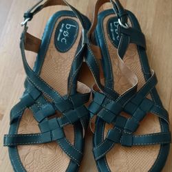 New B.O.C Born Concept black sandals women's size 9