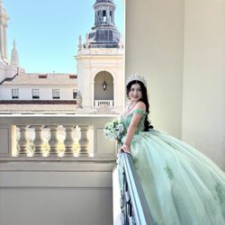 Photo And Video Se Habla Español 