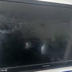 24″ Magnavox TV – Works Perfectly + Remote Included! NEED GONE BY 12/5/25