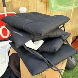 4 Cushions for chairs and benches