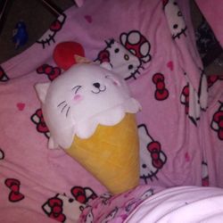 A Ice cream Kitty Plushie 