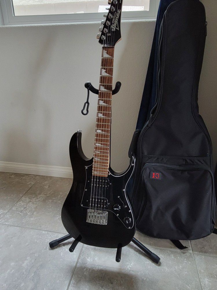 Ibanez Mikro Guitar