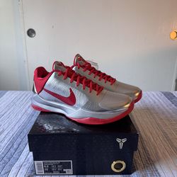 Nike Kobe 5 Caitlin Clark size 8.5