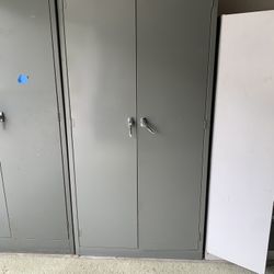 Metal Utility Storage Cabinet 